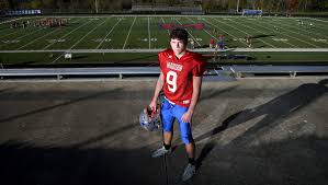 Madison's Clark Gray returns to field after scary injury