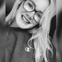 Mia Simonsen (mia92453)