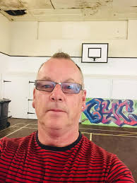 Hi I went to Gedling school, I left in 1978, my name then was Gail Annis  but I'm now known as Franky Walters, not sure if you will remember me? I  went