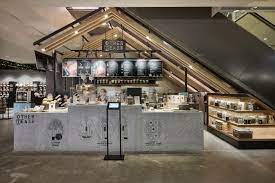 The Inspiration Come From Traditional Tea Room Made Of Wood As The Base Material The Designer Built A Perfect Balance By Co Kiosk Design Retail Design Design