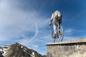 Within a relatively small radius of the col du tourmalet, you'll find famous roads like the hautacam, luz ardiden, col d'aspin and col d'aubisque. Col Du Tourmalet Franzosische Kostenloses Foto Auf Pixabay