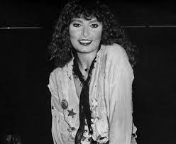 Listen to loredana bertè by loredana bertè on deezer. Loredana Berte Come Era E Come E Anni 70 E Nel Passato