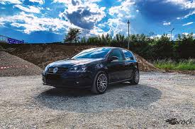 This golf has what you want to keep up with. Vw Golf V Gt Mit Der Brock B30 Leichtmetallfelge In 7 5x17