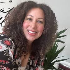 Stefanie Foster Brown (@StefFosterBrown)