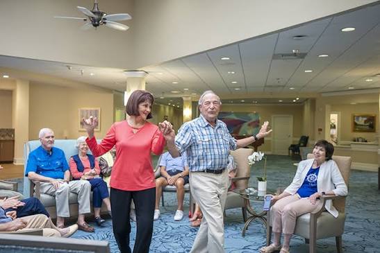 The Importance of Social Interaction for Seniors | Health Benefits