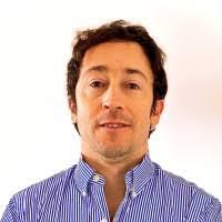 Stephanie Landa's Instagram, Twitter & Facebook