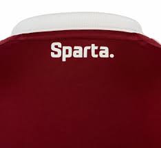 Jaký rozdíl je mezi pánským a dámským batohem? Sparta Prague 2021 22 Heimtrikot