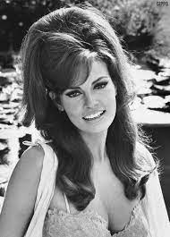 Frisur 60er 70er Jahre Neue Frisuren Haar Styling Toupierte Haare 70s Haar