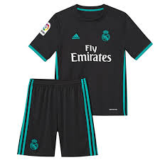 Manufactured by adidas, this premium kit ranges from the exact match day shirts worn by the professionals through to team branded shirts for more casual. Real Madrid Away Kids Football Kit 20 21 Soccerlord