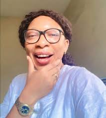 Complimenting strangers can build genuine connections