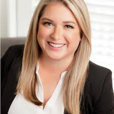 Lindsay Akri, Realtor