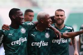 sosiedˈadʒi ispoɾtʃˈivə pawmˈejɾəs ()) is a brazilian professional football club based in the city of são paulo, in the district of perdizes. Botafogo Sp X Palmeiras Acompanhe Em Tempo Real O Jogo Do Paulistao
