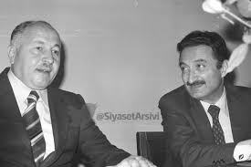 Kıbrıs türk cumhuriyeti'nin ilk cumhurbaşkanı kim oldu? Prof Dr Necmettin Erbakan Hoca Kibris Harekati Ni Anlatiyor