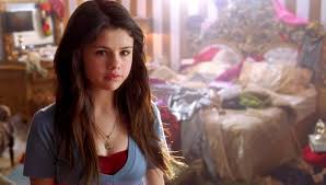 Selena Gomez As Mary Santiago In Another Cinderella Story Selena Gomez Photos Another Cinderella Story Cinderella Story Selena Gomez