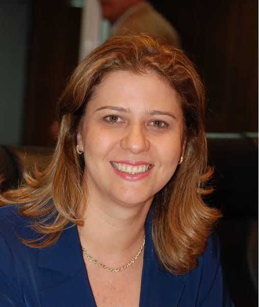 Resultado de imagem para Valéria Macedo"