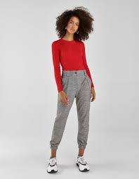 Bershka Black Cargo Pants With Chain Buttoned Jogging Trousers In 2020 Plaid Pants Outfit Girls Sportswear Clothes