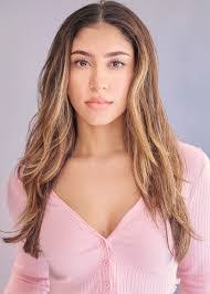 Isabell Chavez's Instagram, Twitter & Facebook