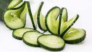 Beberapa penelitian mengungkapkan manfaat bawang putih sebagai obat untuk menurunkan kolesterol dan menjaga kesehatan lambung. Turunkan Tekanan Darah Tinggi Dengan Konsumsi Air Timun Secara Teratur Beauty Fimela Com