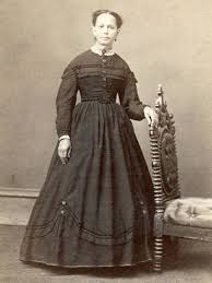 Studio Of R Stevenson Of Leavenworth Kansas In The Swan S Shadow With Images Leavenworth Women Victorian Dress