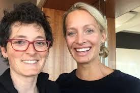 Karen Gilroy's Instagram, Twitter & Facebook