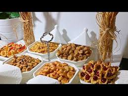 احلى تشكيلة قريشلات بين المالح والحلو مقرمشين ولذاذ قريشلات عاشوراء مملحات Youtube Food Breakfast Chef