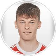 Louis Richter's Instagram, Twitter & Facebook