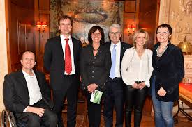 April, biografie und steckbrief auf geboren.am. Frank Elstner Im Europa Park Beim Auftakt Der Vortragsreihe Neue Perspektiven 2015