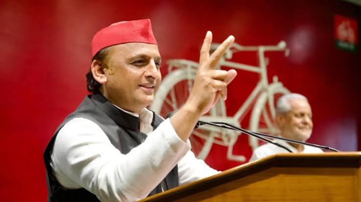 यूपी: करहल विधानसभा सीट से आज इस्तीफा दे सकते हैं अखिलेश यादव, सेंट्रल पॉलिटिक्स पर फोकस करने की तैयारी - sp chief Akhilesh Yadav may resign from Karhal assembly seat ...