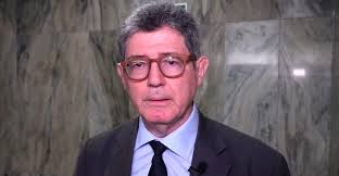 Reforma tributária vai aumentar eficiência no Brasil, diz Joaquim Levy