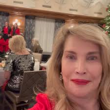 Tuesday evening a beautiful holiday gathering hosted by Pittsburgh  Professional Women