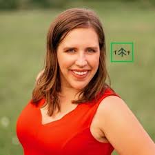 Candra Burns (@talkingforests)