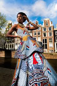 For women's month 2020, vlisco celebrates the power and unity of sisterhood in honour of those women who work hard to motivate. Vlisco Boomartwork