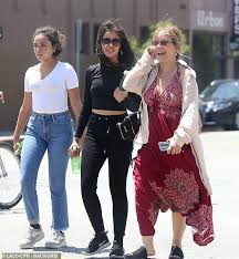 Sofia and camila cabello photograph video and picture tribute. Camila Cabello Enjoys Lunch With Family After Slamming Body Shamers I Won T Buy Into Bull Daily Mail Online