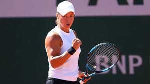 Yulia putintseva and anhelina kalinina will take on each other for the hungarian grand prix title on sunday. Bujrgof1w6ixm