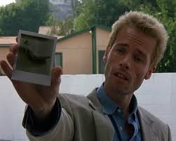 Decoding The Narrative of 'Memento' (Nolan, 2002):