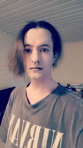 Did a photoshoot a few weeks ago and it was inspired by Tim Burton and his  work 🖤🖤 Was much creepier than I'm used to doing, was so much fun!!  @lalobarising on