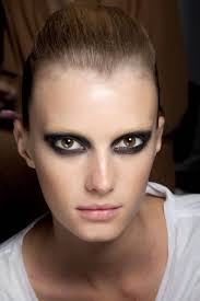 Pat Mcgrath S Best Runway Looks Punk Makeup Catwalk Makeup Artistry Makeup