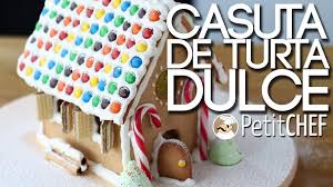 Scoatem turta cu mareee grija pe un gratar de bucatarie si o lasam sa se raceasca complet. Petitchef Ro Casuta De Turta Dulce Facebook