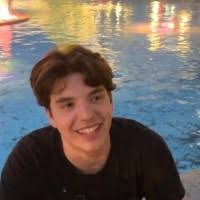 I really enjoyed this summer with CarMax. Everyone from level one engineers  to senior managers took every opportunity to make my experience great. I  started off mostly taking care of small bug