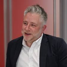 Pauline Dickson's Instagram, Twitter & Facebook