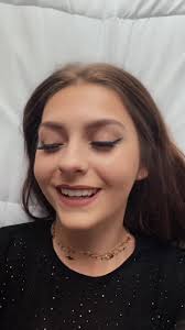 laci🌈 (@lifeoflacii)