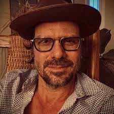 Robin Keyser's Instagram, Twitter & Facebook