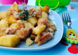 Straccetti Di Pollo Con Patate Sabbiose Al Forno