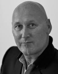 Michael Knapstein's Instagram, Twitter & Facebook