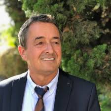 Laguna Beach Agents, 216 Compass Real Estate Agents