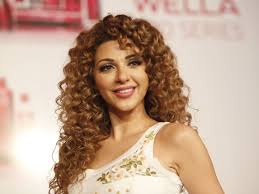 Born 3 may 1983) is a lebanese singer, dancer, actress and entertainer. ÙÙŠØ¯ÙŠÙˆ Ø¹ÙˆØ¯Ø© Ù…ÙŠØ±ÙŠØ§Ù… ÙØ§Ø±Ø³ Ù„Ù„Ø£Ø¶ÙˆØ§Ø¡ Ø¨Ù€ Ø¨ÙˆØ³Ø© ÙˆØ±Ù‚ØµØ© Ø¹ÙŠÙ†