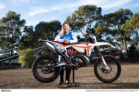 Finke desert race how to plan your weekend ep 48. Iconic Motorbike Desert Race A Big Test For Jackie Spec Com Au