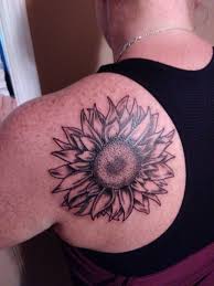 Shoulder Blade Sunflower Tattoo By Endless Kreations Sunflower Tattoo Shoulder Blade Tattoo Body Art Tattoos