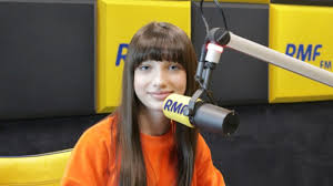 Viki ma drugie imię bo kiedyś. Viki Gabor Depend On Social Media In Rmf Fm Admitted How Much Time It Actually Spends On The Net Journal Rmf Fm Spark Chronicles