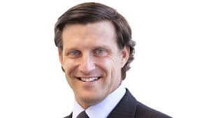 Man abre oficina en Madrid e incorpora a Luis Martín a su equipo de Ventas  en Iberia